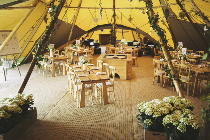 Tee-pee wedding photos004.jpg