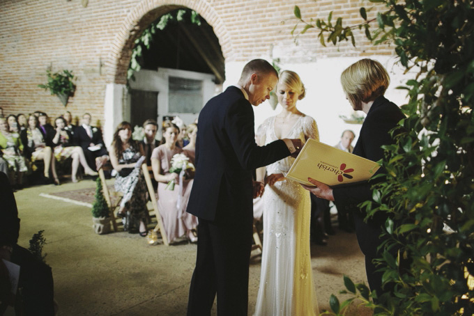 Tee-pee wedding photos032.jpg